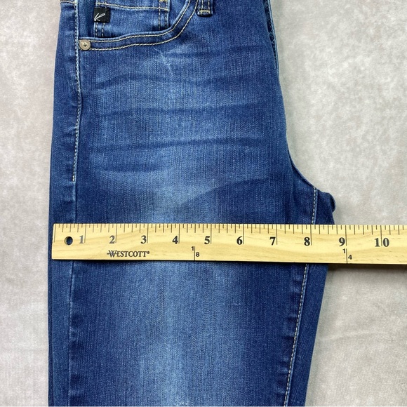 KanCan Womens Jeans Size 3 25 Dark Wash Mid Rise Distressed Denim Pants - Picture 16 of 16